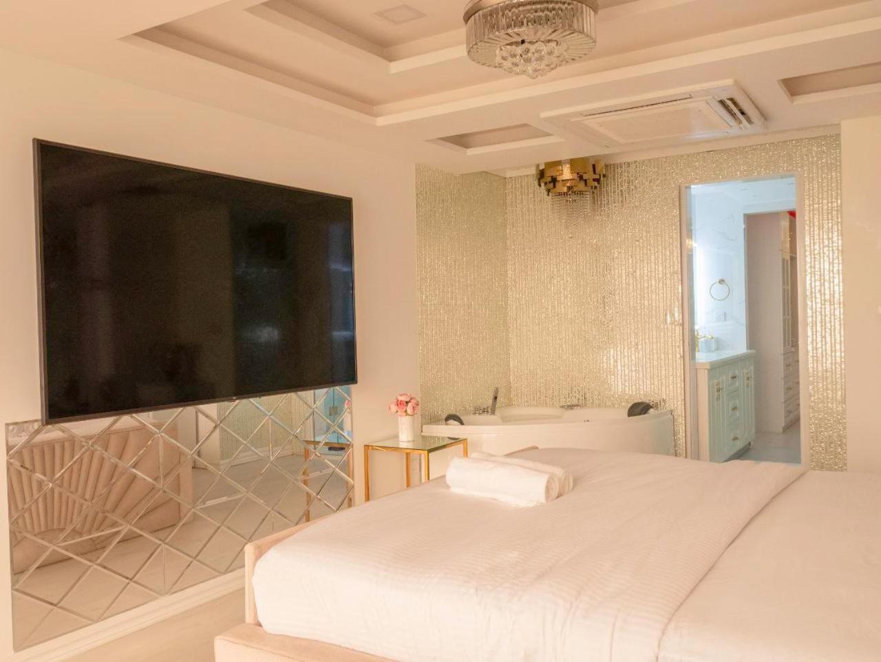 Beachfront Seaview Apartment Malé Dış mekan fotoğraf